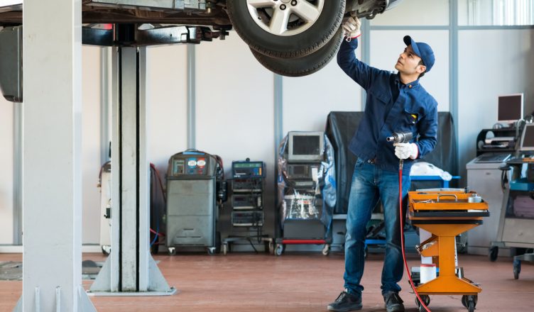 5 Amazing Ways to Use Auto Parts Delivery Services for Your Car Maintenance Needs