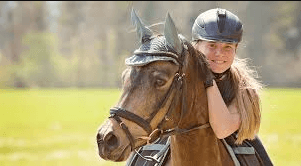 Enhancing Equestrian Experiences: The Art of Horse Riding Commentary