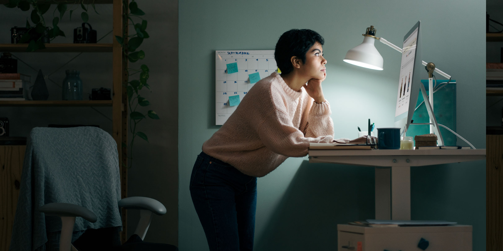 Making a Comfortable Workspace with Your Standing Desk: Ergonomics Simplified