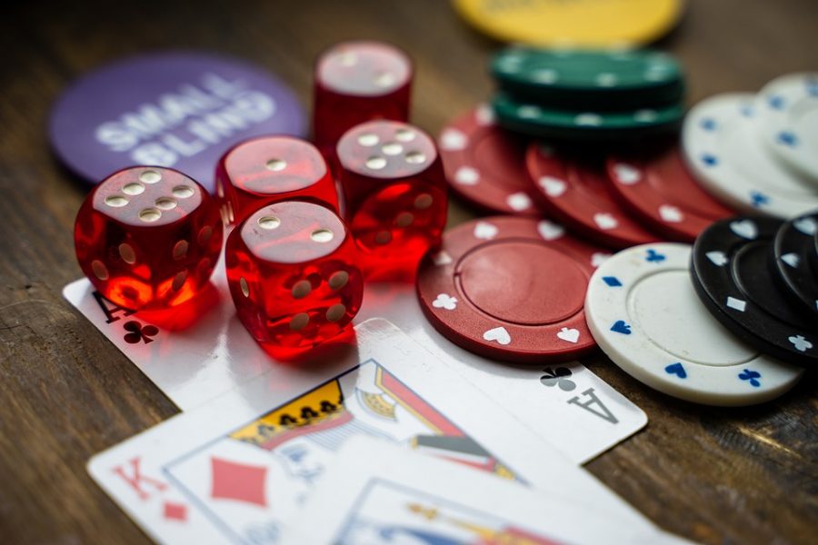 The Pros and Cons of Playing at a Crypto Casino